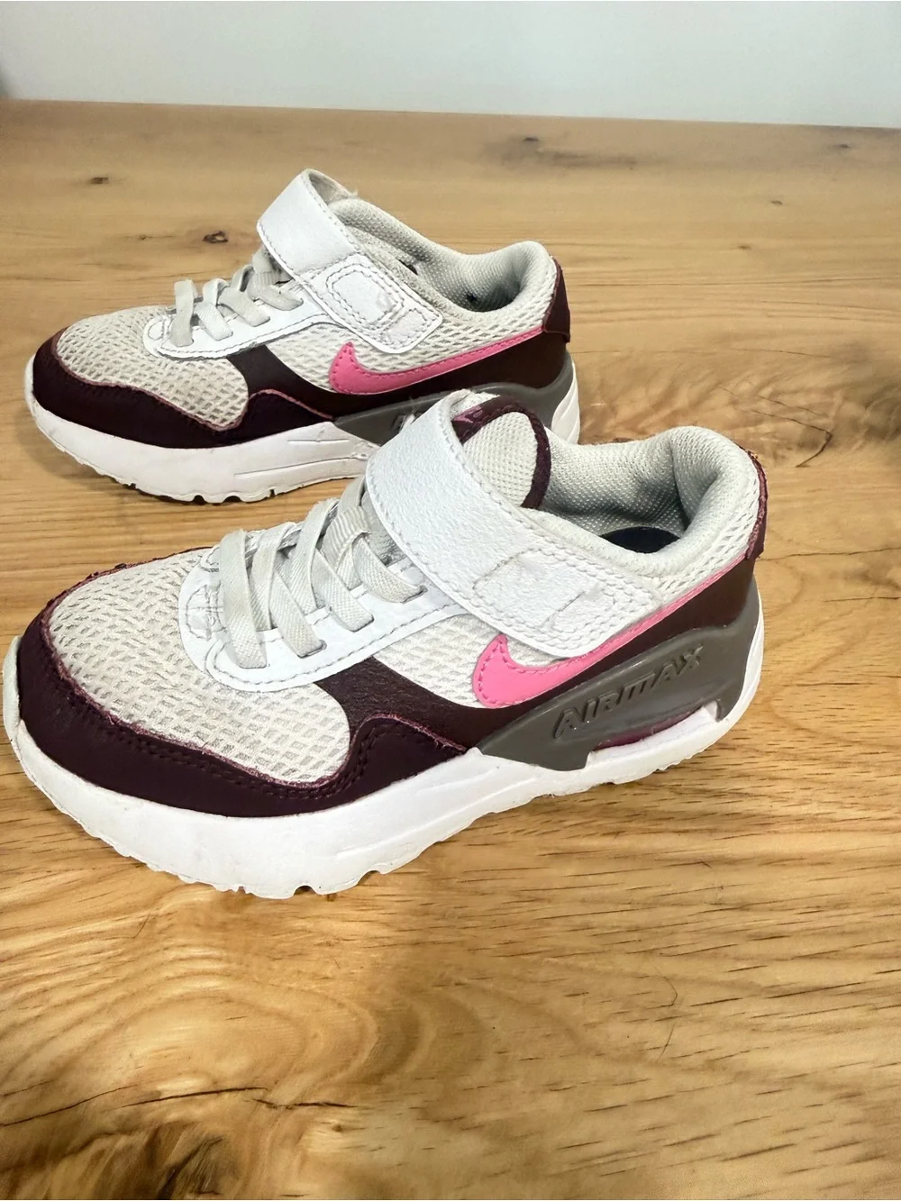 Nike Kids' Air Max Lightweight Sneaker - White/Pink/Burgundy